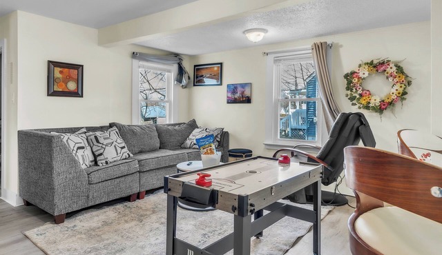 Private Apartment Near Yale
