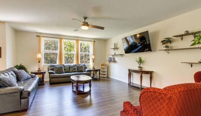 Private Backyard! Spacious Home 25 Mi to Columbus