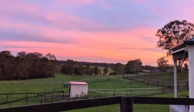 Private Barn House with Gazebo - stunning Views