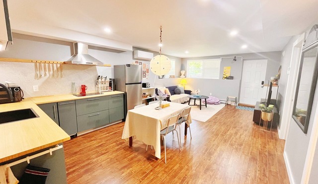 Private Basement + Self Check-in + Kids/Family + Parking