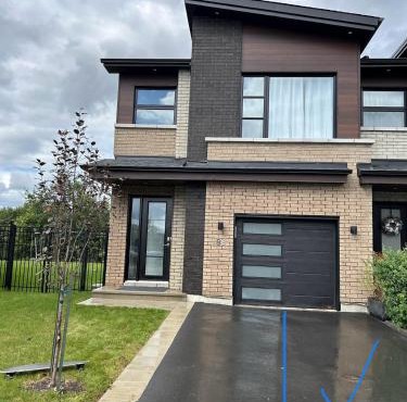 Private Basement Suite, Fully Equipped & Parking