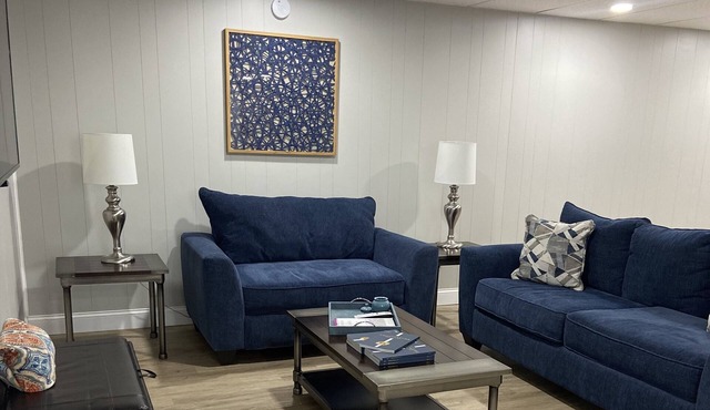 Private basement with private entrance! Peaceful & relaxing!