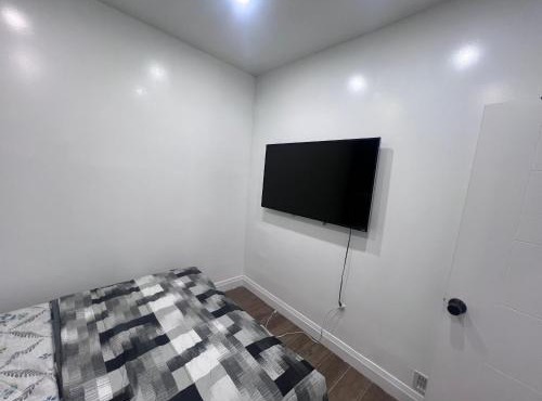 Private Bathroom Room In Cambridge B7