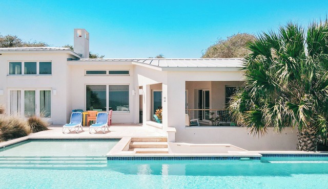 Private Bayfront Estate with Infinity Pool - La Ventana De Esperanza