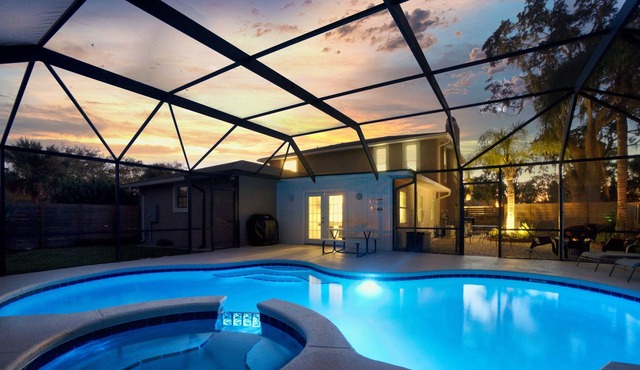 Private Beach Villa w/ Huge Screened Heated Pool