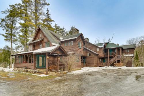 Private Beach and Boathouse! Ticonderoga Group Villa