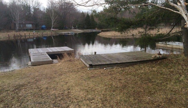 Private Beach Cottage near Pointe au Baril/Parry Sound
