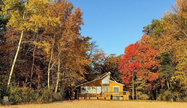 Private Beach & Deck: Spacious Lake Michigan Home