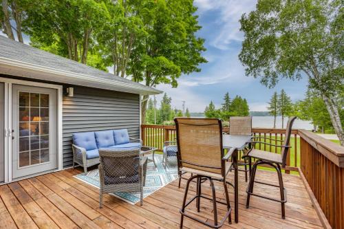 Private Beach & Dock: Leelanau County Retreat!