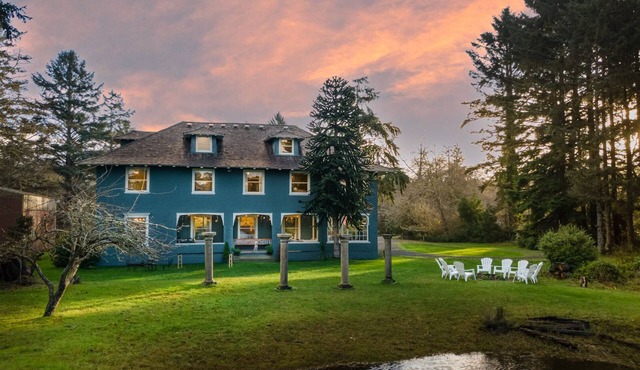 Private Beach Estate 6B, Group Friendly