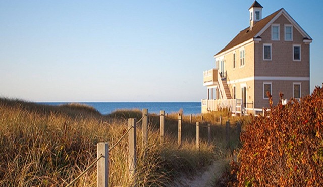 Private Beach , in room Hot Tub, BBQ, HEATED POOL, INDOOR POOL
