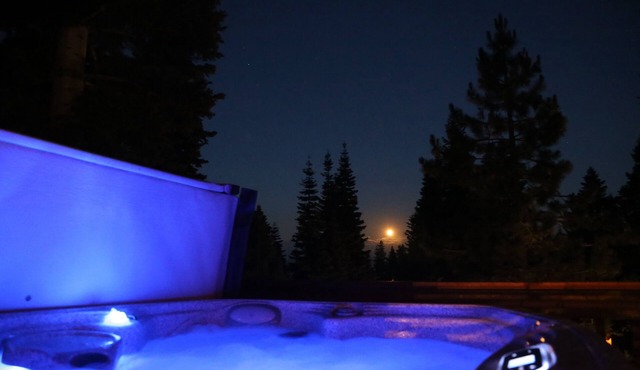 Private Beach Park, Sauna, Hot Tub, Dog & Family Friendly