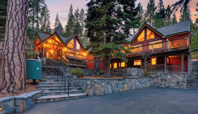 Private Beach + Pier + Hot Tub | Carnelian Bay | Grand Elk Chalet