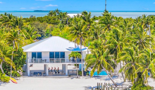 Private Beach/Private overwater dock/Heated Pool/Mahi Key