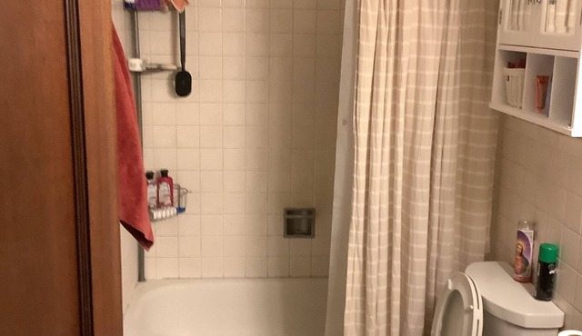 PRIVATE BEACH, SEAFOOD, AND CAMPFIRE! Awesome location!