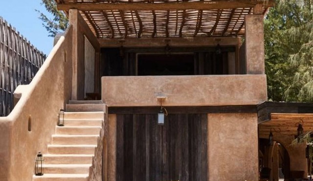 Private Beachfront Home in Gili with the Best Snorkeling Spot at Your Doorstep