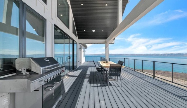 Private Bear Lake View Retreat