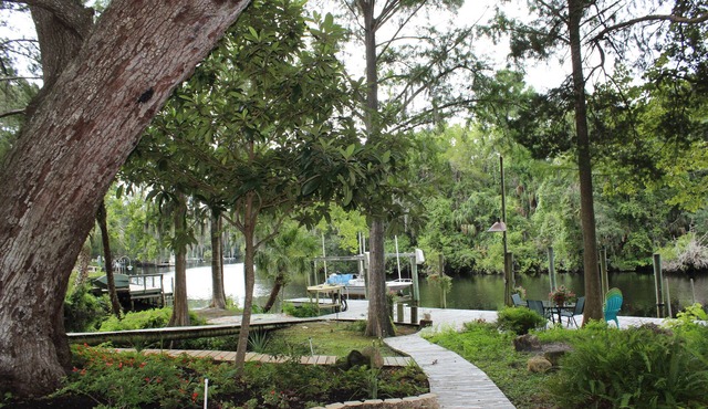 Private, Beautiful & Quiet Guesthouse On The Withlacoochee River