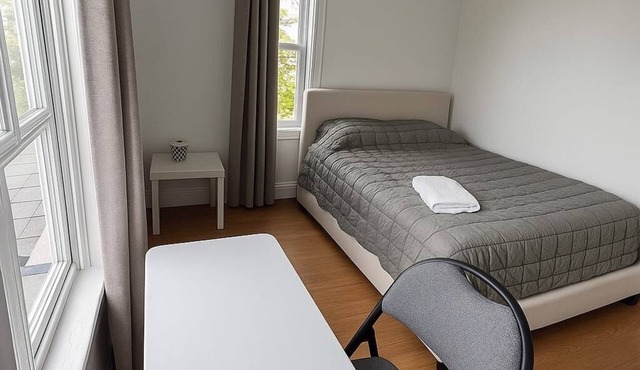 Private Bedroom- Free Cancellation