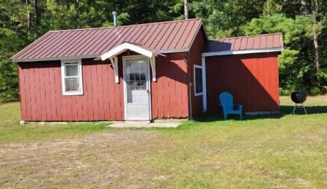 Private Cabin 3 between munising and manistique