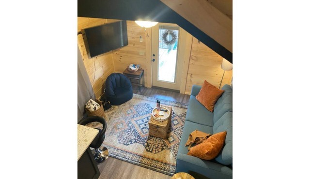 Private Cabin. 8 mins from Clemson!