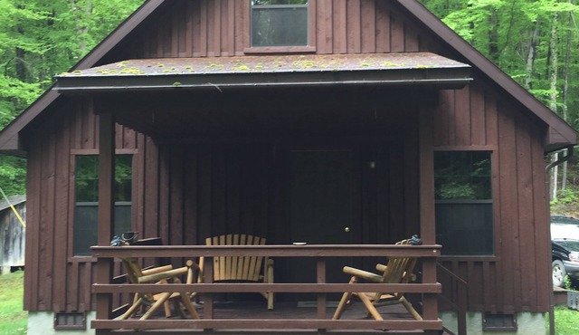 Private Cabin in the woods,/Near Summersville lake and Gauley river
