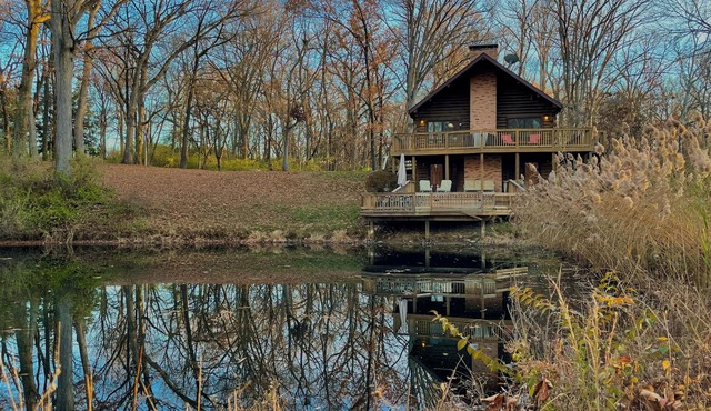 Private Cabin with Pond on Family Farm