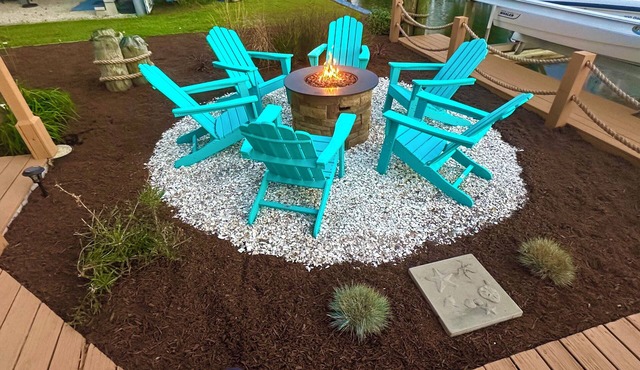 Private Canalfront House, Dock, Deck, Fire Pit, Parking, 7th house to the Beach