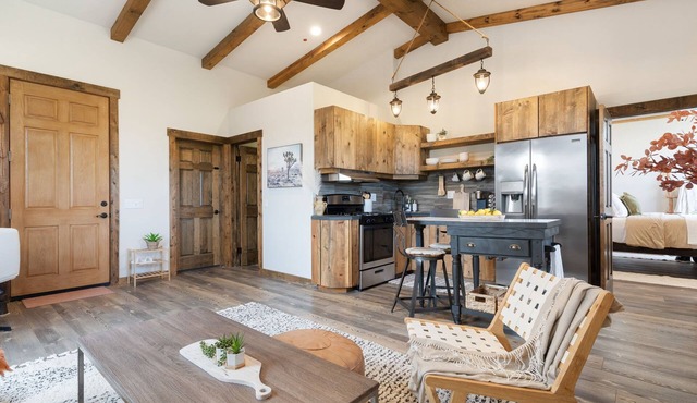 Private Casita close to beaches & hiking