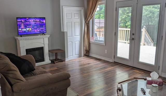 PRIVATE CASTLE in barrie Ontario canada THE second home 3 bedroom