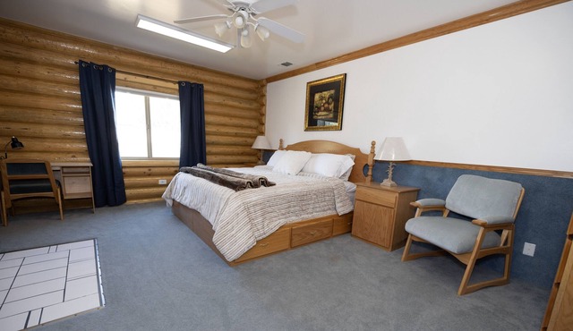 Private Chamber in Rustic Cabin - Room 227