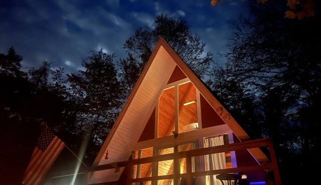 Private & Charming A-Frame Cabin Near Penn State & Outdoor Adventures