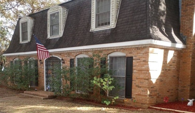 Private Charming Small Apartment