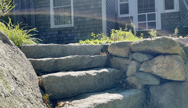 PRIVATE CHILMARK HOME, 5BR,5 bath, 2 outdoor showers, AC