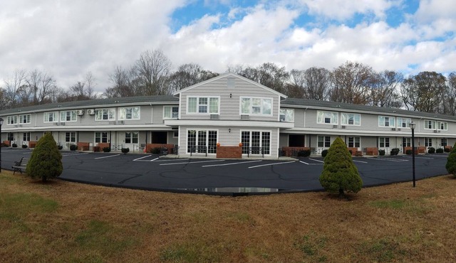 Private - Cloud Comfort Double Queen Bed Room