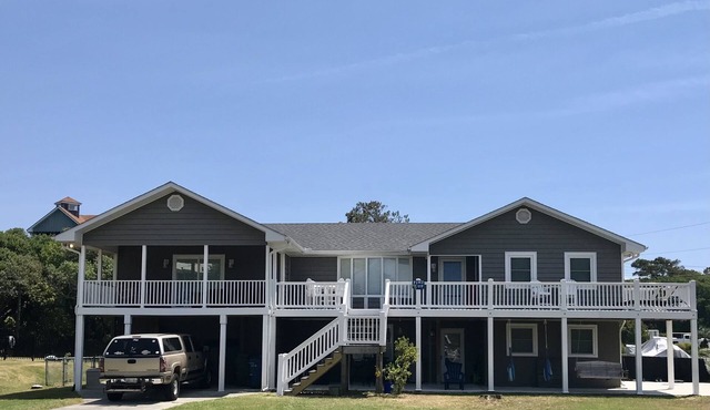 Private Coastal Retreat with Channel Views and 3 minutes to the BEACH!