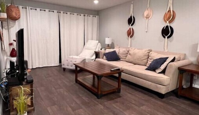 Private condo in OT Scottsdale