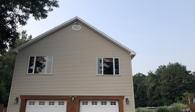 private condo overlooking Skaneateles Lake in the fingerlakes region of New York