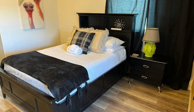 Private & Cosy but spacious Duke City Casita!