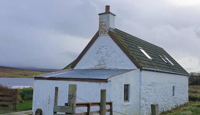 Private cottage by the sea