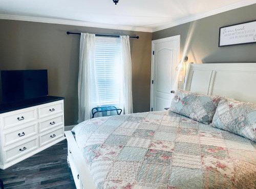 Private Cottage on Lookout Mountain Near Ruby Falls & Rock City