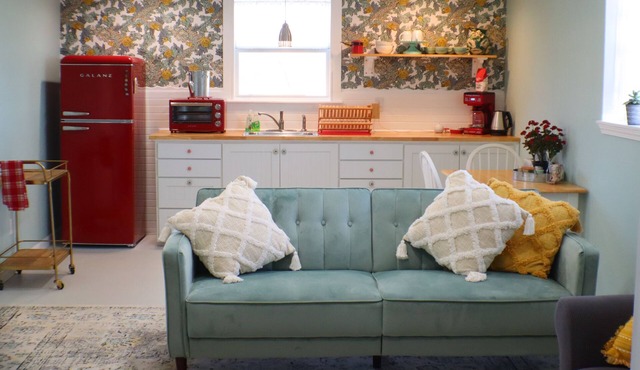 Private Country Cottage 17 minutes from Baylor and the Silos