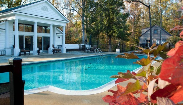 Private Country Retreat with Swimming Pool