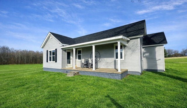 Private Country Retreat w/Hot Tub Near Owensboro
