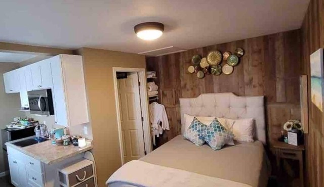 Private country studio, near SMF and UC Davis Campus