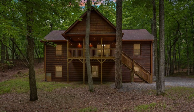 Private-Covered porch-Fire Pit Comfy outdoor furniture -Mountain Community