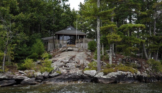Private Cow Island Retreat | 1,000’ Shoreline + Sandy Beach