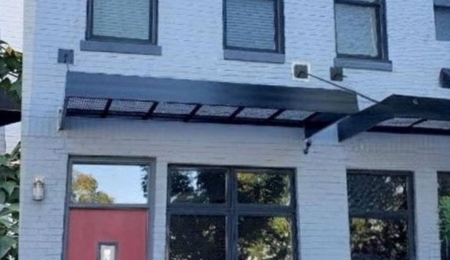Private/Cozy 2-bedroom, 2-bath condo excellent location in heart of NE D.C.