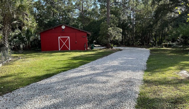 Private Cozy Barn Studio
