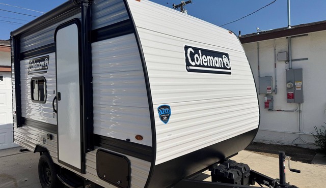 Private Cozy Coleman RV with Full Bath near Rim of the World & City Views